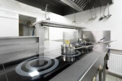 BiOHY Glaskeramik Kochfeldreiniger (3x1l Flasche) | Optimal Zur Reinigung Und Pflege Von Kochfeld Und Induktion | Geeignet Für ALLE GERÄTE -Bissell Shop a3908ae4 efeb 4179 a59a ae6134a4bd9d